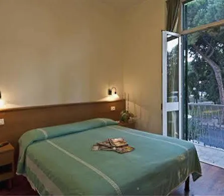 Firenze Hotel 2*