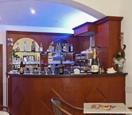 Otel Firenze 2*