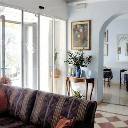 Firenze 2* فياريجيو