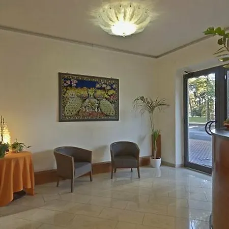 Firenze فندق 2*